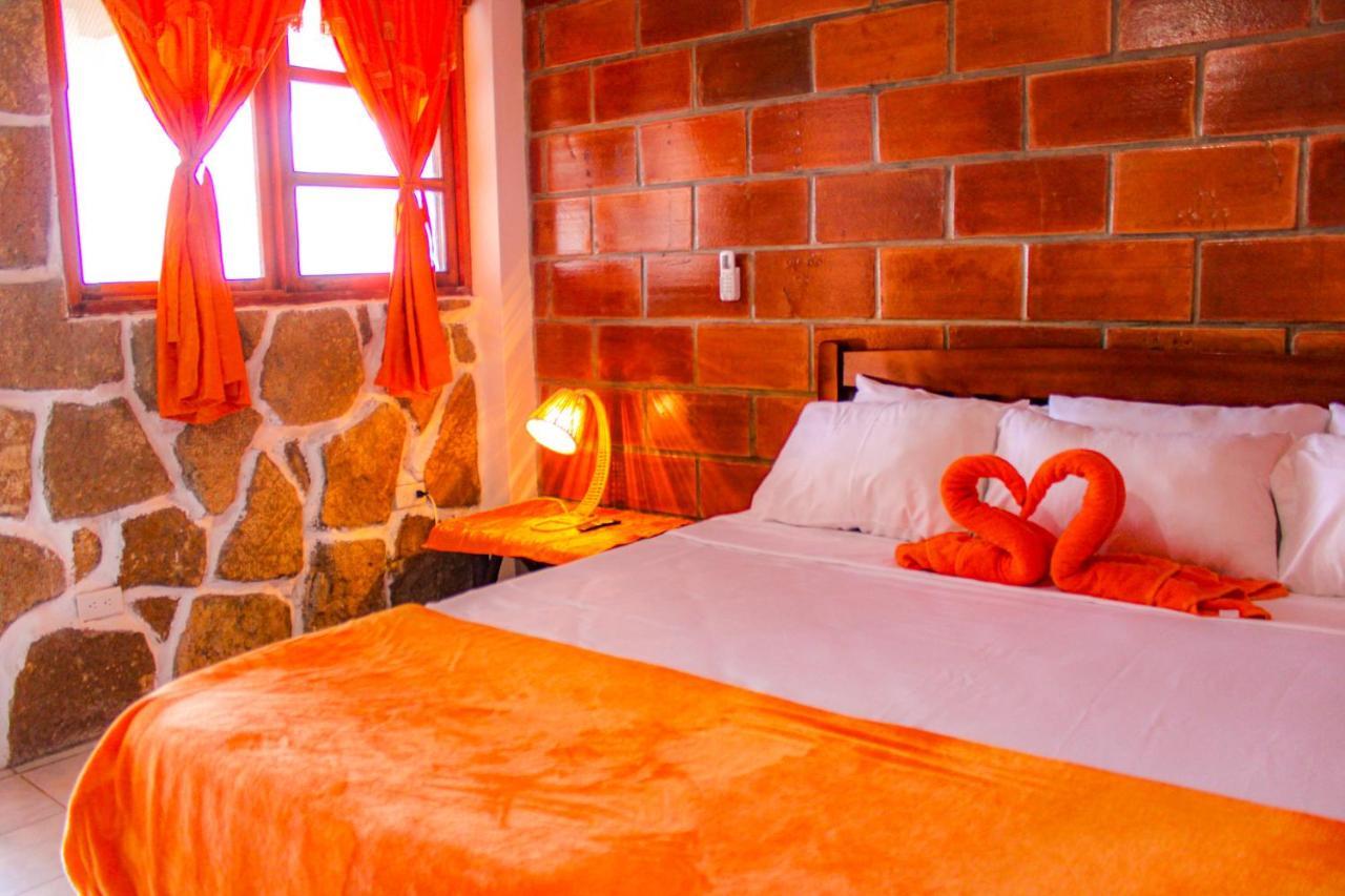 Hanga Roa Hotel Montañita エクステリア 写真