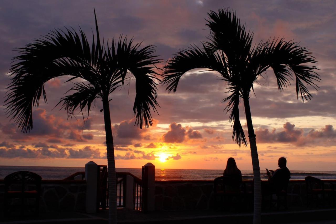 Hanga Roa Hotel Montañita エクステリア 写真