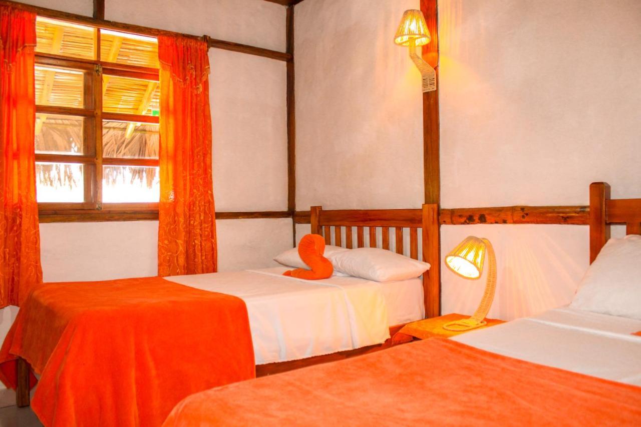 Hanga Roa Hotel Montañita エクステリア 写真