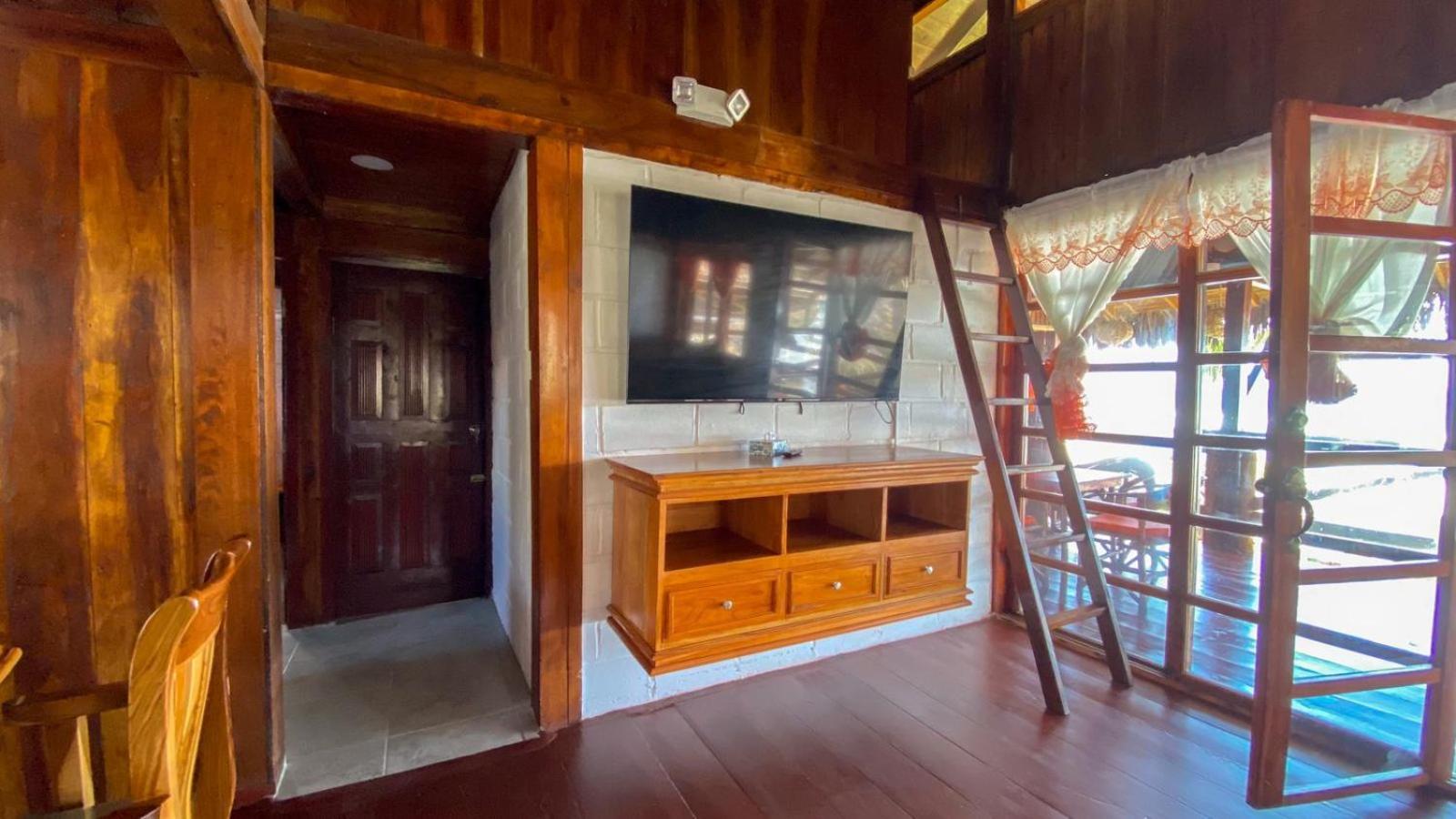 Hanga Roa Hotel Montañita 部屋 写真